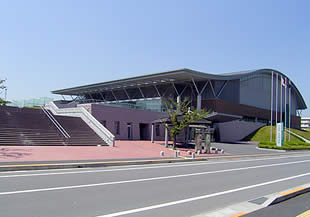 広公園体育館 写真